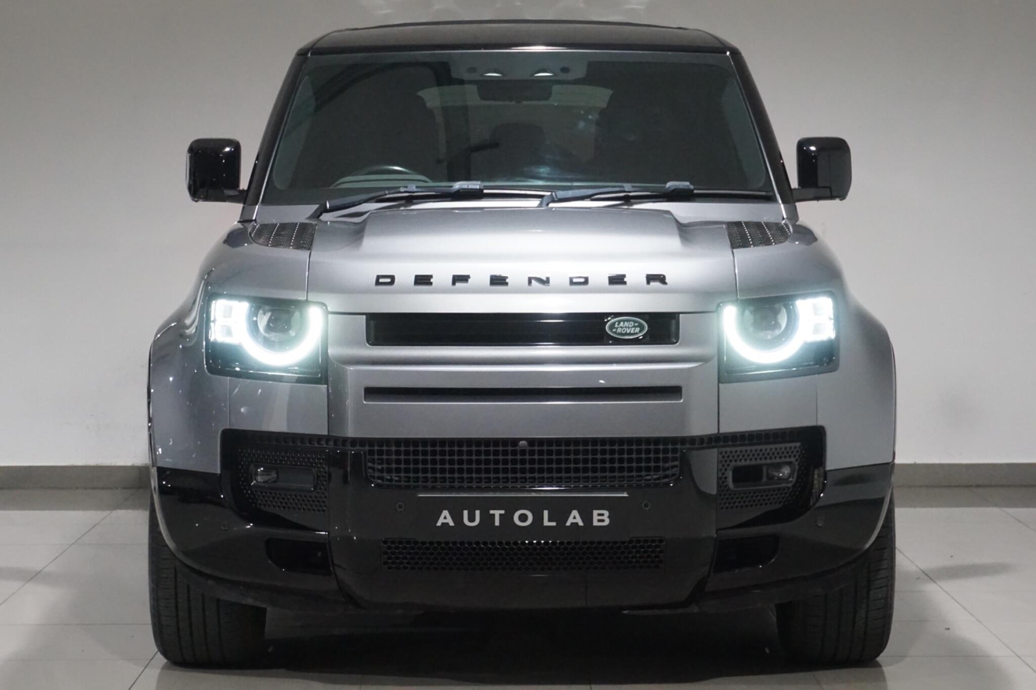 Land Rover Defender 110 3.0 D300 MHEV X-Dynamic SE SUV 5dr Diesel Auto 4WD Euro 6 (s/s) (300 ps)